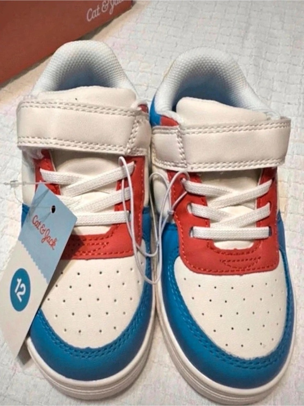 Cat & Jack Toddler Jaid Hook & Loop Closure Court Sneakers Court Sneakers Sz 12